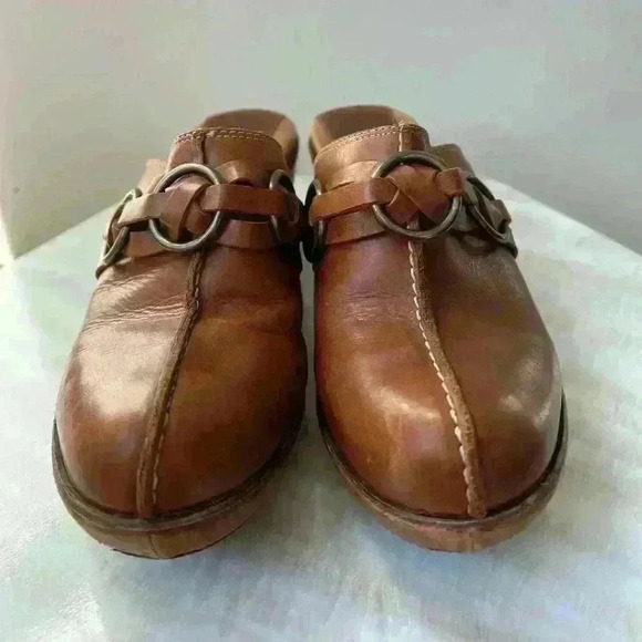 Leather Frye harness clogs - Picture 5 of 8